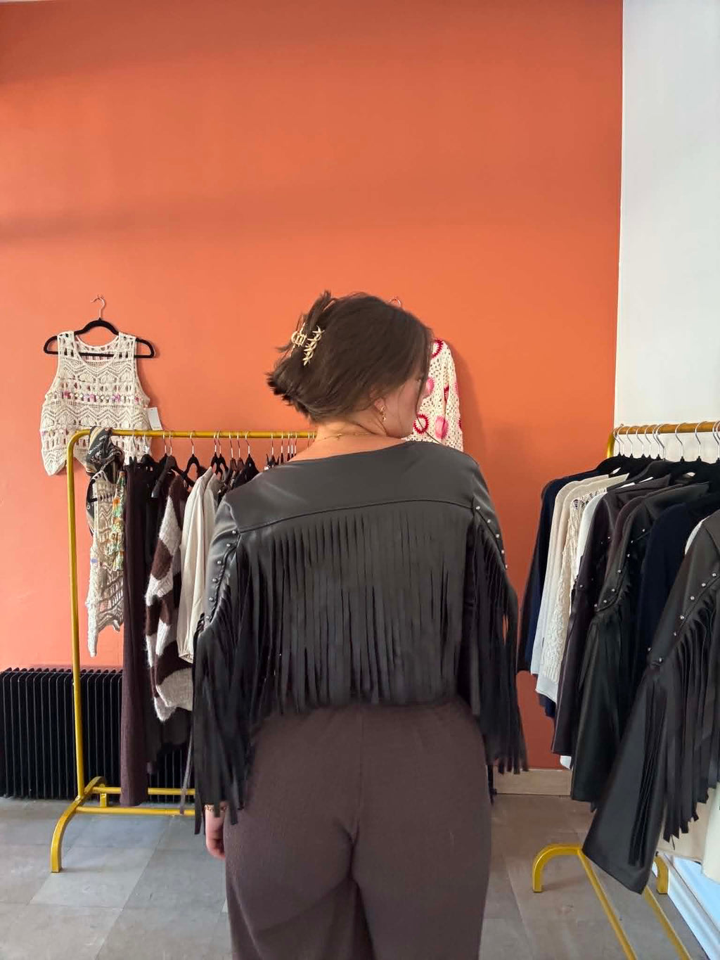 Veste Courte à Franges & Clous
