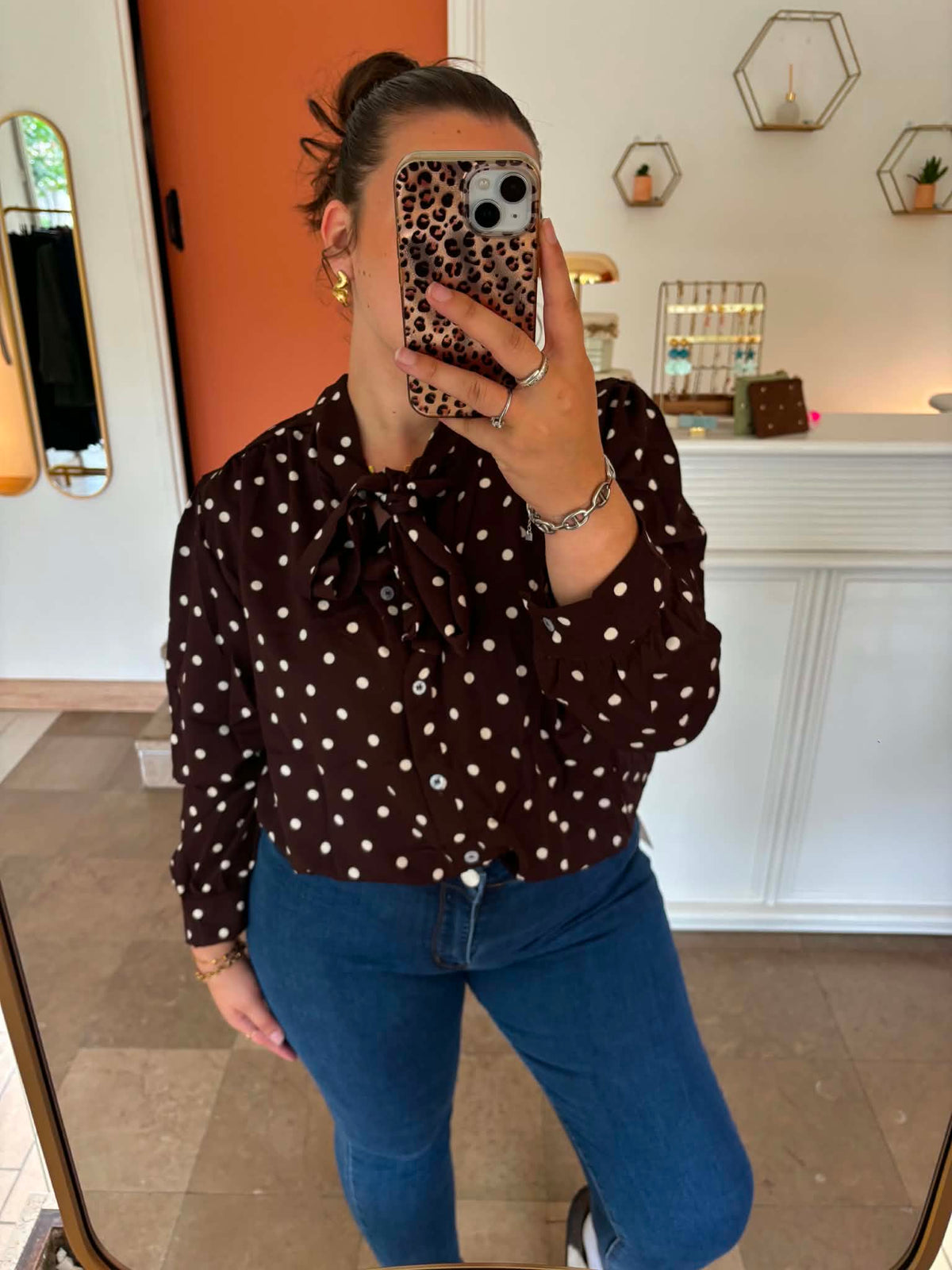 Chemise Fluide Pois & Nœud au Col