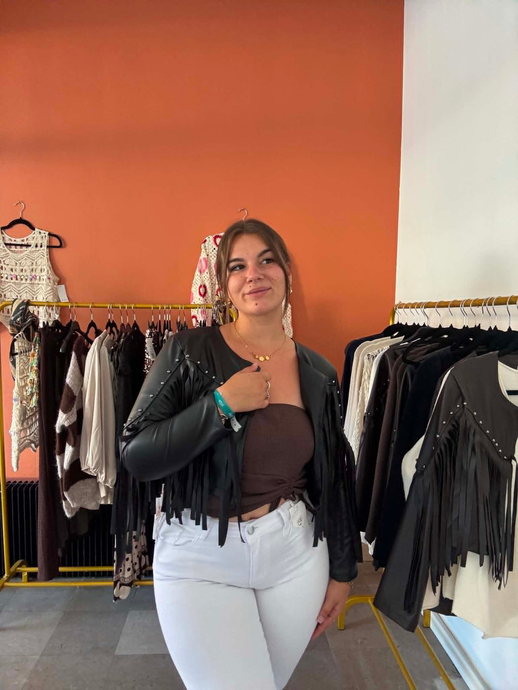 Veste Courte à Franges & Clous