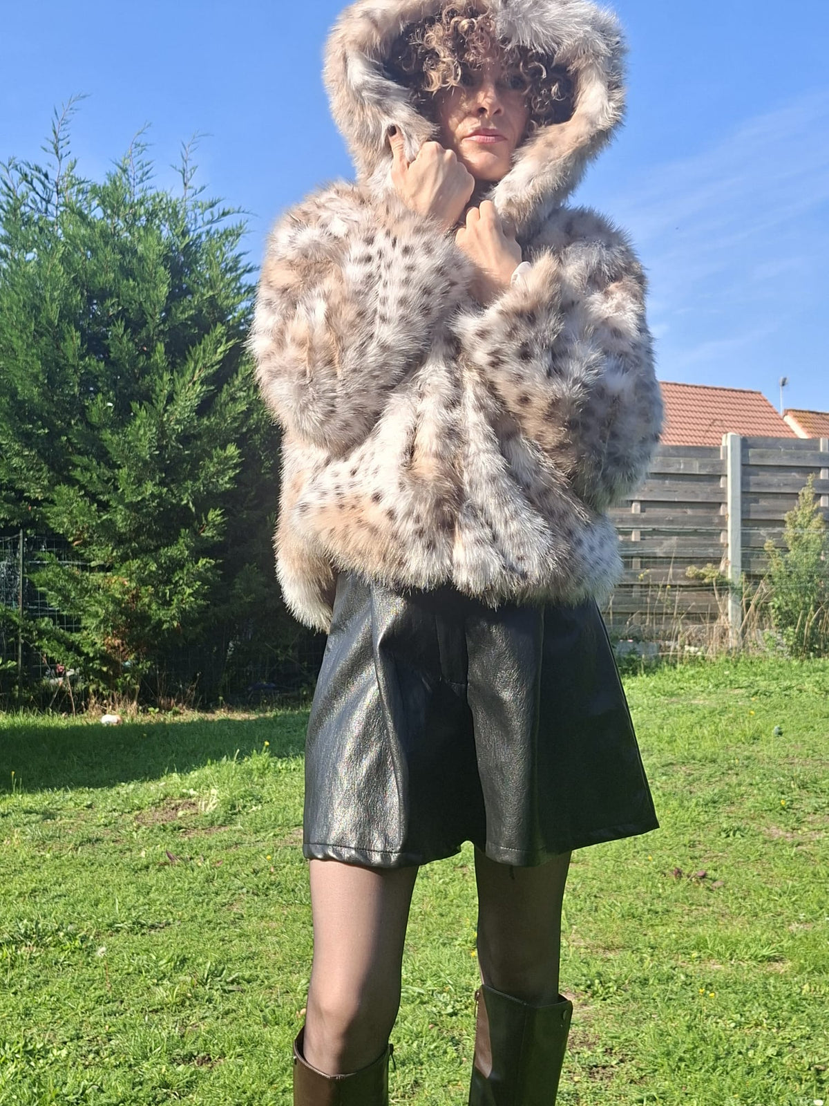 Veste en Fausse Fourrure à Capuche Motif Léopard