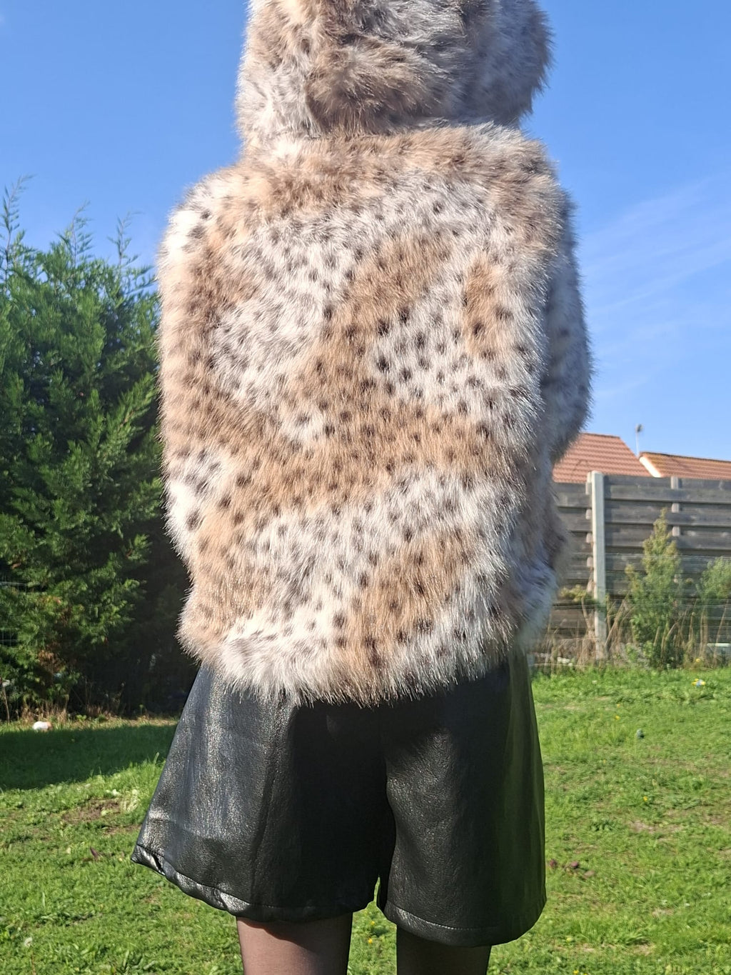 Veste en Fausse Fourrure à Capuche Motif Léopard