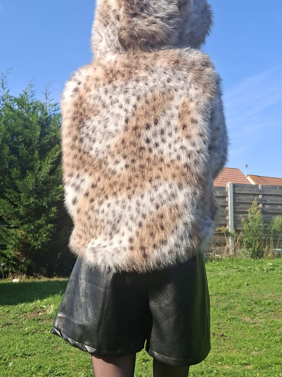 Veste en Fausse Fourrure à Capuche Motif Léopard