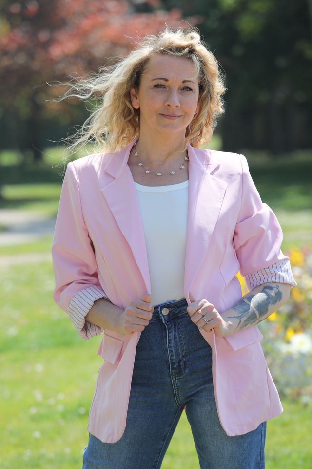 Blazer Rose