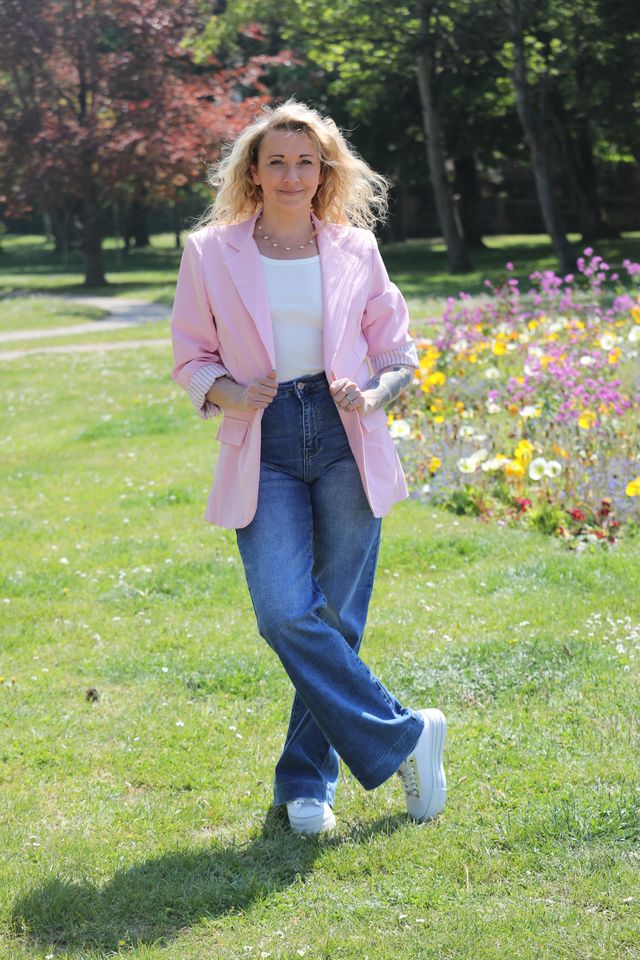 Blazer Rose