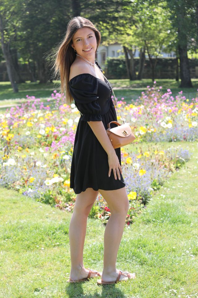 Petite robe noire